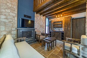 Marisstone Hotel Villa