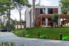 Marisstone Hotel Villa