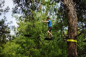 Marisstone Hotel Villa