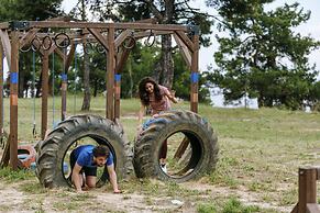 Marisstone Hotel Villa