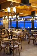 Marisstone Hotel Villa