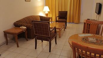 Delmon Suites