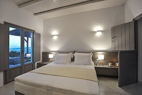 Villa Gustosa Luxury Villa on Faragas Beach