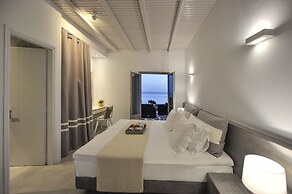 Villa Gustosa Luxury Villa on Faragas Beach