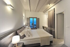 Villa Gustosa Luxury Villa on Faragas Beach