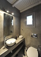 Villa Gustosa Luxury Villa on Faragas Beach