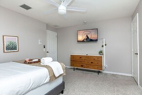 Plantation Acres Mansion 7 Bedroom Villa by RedAwning