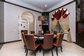 Plantation Acres Mansion 7 Bedroom Villa by RedAwning