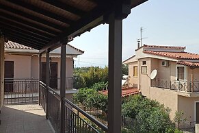 Lovely 2-bedroom Villa in Akrata, all Seasons!