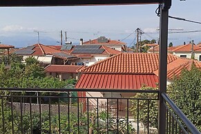 Lovely 2-bedroom Villa in Akrata, all Seasons!