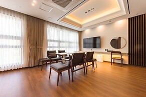 Hotel Demer
