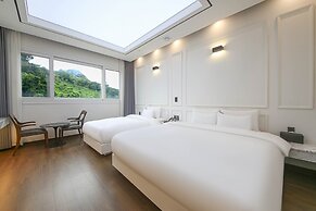 Hotel Demer