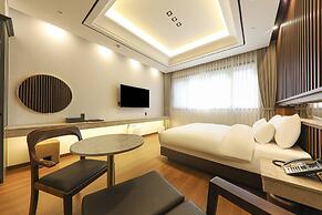 Hotel Demer