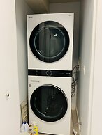 Luxurious One Bedroom Suite WindTower