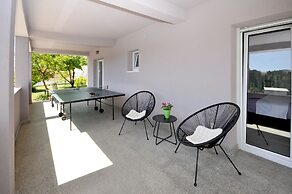 Luxury Villa Rooftop Pool !avbl in Season