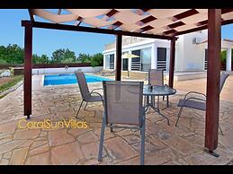 Villa 200m To The Coral Bay Strip, Large Pool