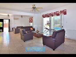 Villa 200m To The Coral Bay Strip, Large Pool
