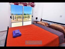 Villa 200m To The Coral Bay Strip, Large Pool