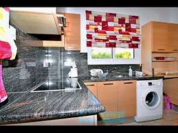 Villa 200m To The Coral Bay Strip, Large Pool