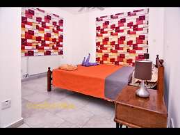 Villa 200m To The Coral Bay Strip, Large Pool