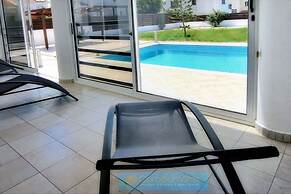 Villa 200m To The Coral Bay Strip, Large Pool