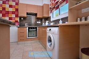 Villa 200m To The Coral Bay Strip, Large Pool