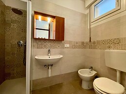 Gorgeous Studio With Terrace and AC - Beahost