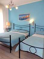 Colourful Flat With Terrace and Elevator - Beahost