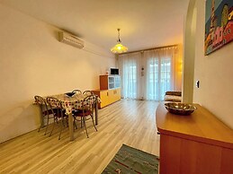 Colourful Flat With a Balcony