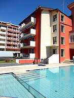 Comfortable Flat With Shared Pool