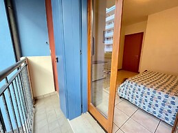 Comfortable Flat With Shared Pool