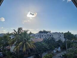 Studio Solitaire Ideal for two Adults - Garden View 1