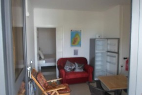 Studio Solitaire Ideal for two Adults - Garden View 1