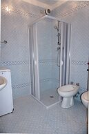 Great and Bright Apartment With Pool - Beahost