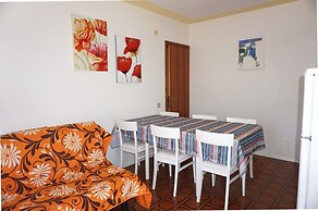 Great and Bright Apartment With Pool - Beahost