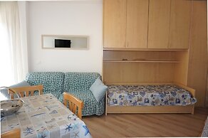 Intimate Studio by the Beach - Beahost