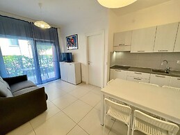Relax by the Garden - Flat for up to 6 Guests