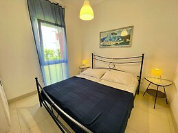 Relax by the Garden - Flat for up to 6 Guests