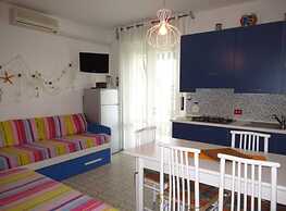 Colourful Studio With Shared Pool for 4 Guests