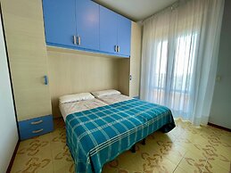 Flat With Luminous Terrace by the sea - Beahost