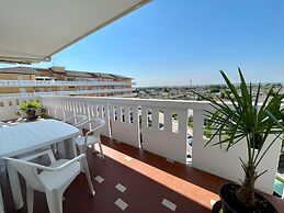 Flat With Luminous Terrace by the sea - Beahost