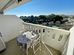 Seaview Studio for Two-beahost