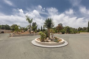 Protaras Holiday Villa Pa7 Private 7 Bedroom Villa