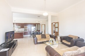 Protaras Holiday Villa Pa7 Private 7 Bedroom Villa