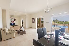 Protaras Holiday Villa Pa7 Private 7 Bedroom Villa