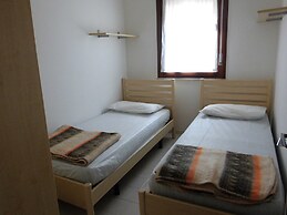 Serene Flat With Balcony and Pool - Beahost