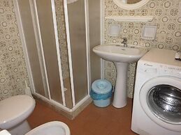 Serene Flat With Balcony and Pool - Beahost