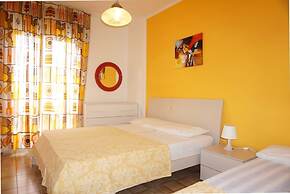 Great Flat With Shared Pool and Lovely Balcony