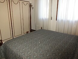 Enjoy the Pool of our Cozy Flat - Beahost