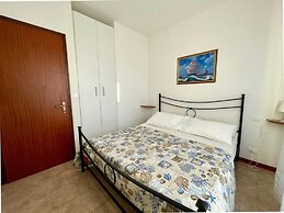 Flat With Beautiful Terrace Close to the sea